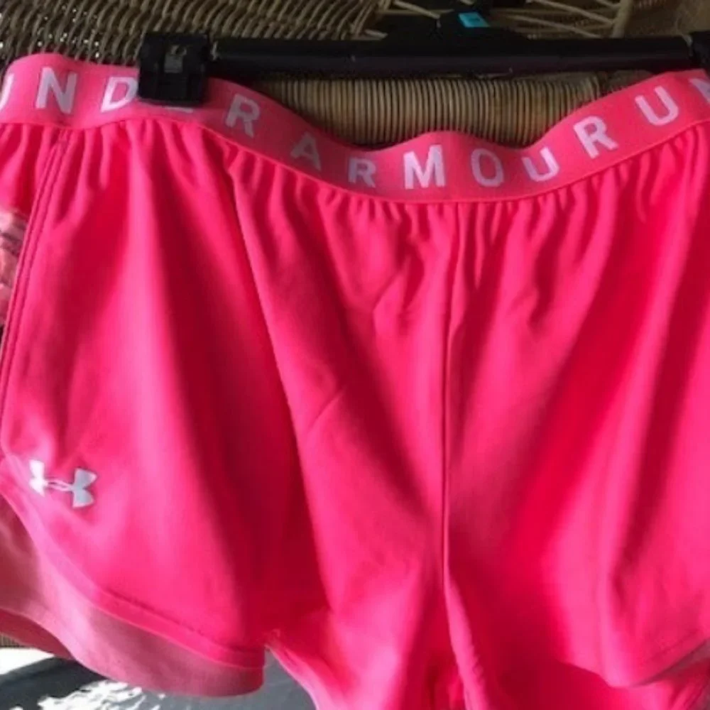 New with Tags! Women's Under Armour Play-Up Shorts Neon Pink Sz LG - Picture 2 of 8